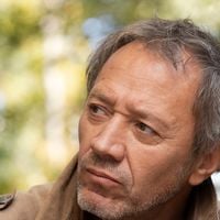 "Le Voyageur" : Un an après le précédent épisode, France 3 annonce (enfin) la date de retour la série avec Bruno Debrandt