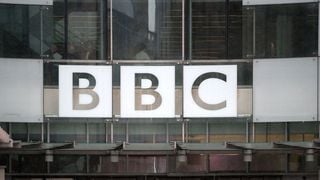 Au Royaume-Uni, la BBC va supprimer 2.000 postes pour économiser 690 millions d’euros