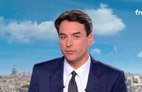 Le sommaire du "13 Heures" de France 2 présenté par Julian Bugier, mercredi 7 janvier