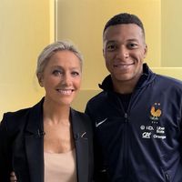 Kylian Mbappé premier invité d’Anne-Sophie Lapix dimanche sur M6 mais sur… TF1 quelques heures plus tôt !