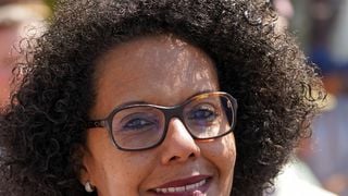 Attaques de Trappes : Audrey Pulvar dénonce les médias qui "édulcore la réalité"