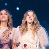 "Des artistes incroyables" : La production des Enfoirés justifie la forte présence des chanteurs issus de la "Star Academy" dans la troupe