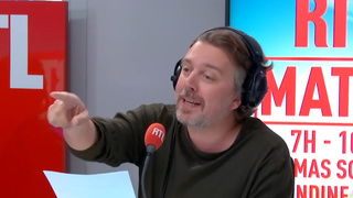 Nouvelle équipe, un coffre-fort… Rallongé de 30 minutes sur RTL, "Quitte ou double" Alex Vizorek modifie sa formule
