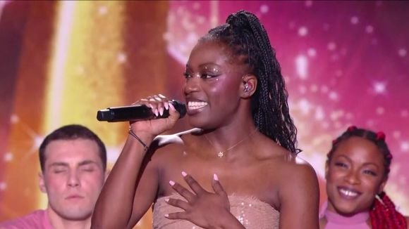 "Je n'ai pas envie de m’attarder dessus" : Sarah aborde la question du racisme dans la "Star Academy"