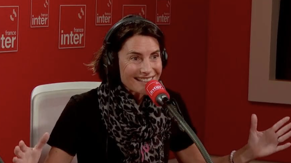 "Des critiques d’une misogynie sans nom" : Alessandra Sublet revient sur "les balles perdues" qu’elle s’est prises à son arrivée dans "C à vous" sur France 5