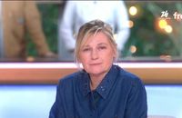 Anne-Elisabeth Lemoine dans "C à vous" sur France 5 le 7 janvier 2026.