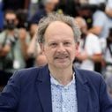 "On ne peut pas voler l'image ou la voix d'un comédien ou d'un chanteur" : Victime d'un deepfake audio, l'acteur Denis Podalydès saisit la justice, une première