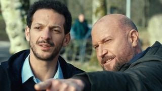 "Les amateurs" : M6 liquide les 10 épisodes de la série avec François Damiens et Vincent Dedienne en une seule soirée