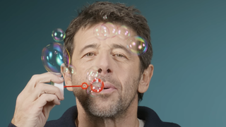 "J'ai besoin que ce soit clair, net et qu'on le redise à chaque fois" : La mise au point de Patrick Bruel sur Les Enfoirés