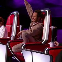 "The Voice" 2025 : Découvrez quelle "légende du rock français" sera le "super coach" de la demi-finale