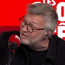 "C'est un usage courant" : Pourquoi la RTBF a mis son veto à la participation d'un humoriste belge aux "Grosses têtes" de Laurent Ruquier sur RTL