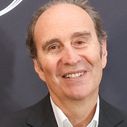 Xavier Niel se paye l'émission de M6 "Patron incognito" pour promouvoir son spectacle "Comment devenir milliardaire" diffusé sur Canal+