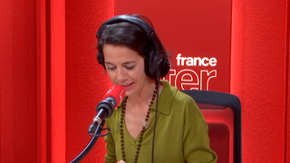 "Ces trois minutes de moqueries reposent sur un fantasme" : "Lire Magazine" répond à Sophia Aram, qui a insinué sur France Inter qu'un de leurs articles avait été écrit par l'intelligence artificelle