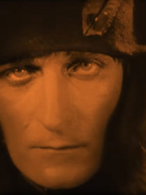 "Napoléon vu par Abel Gance" : Après l'avoir déprogrammé, France 5 annonce (enfin) la nouvelle date de diffusion du film muet de plus de 7 heures