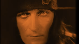 "Napoléon vu par Abel Gance" : Après l'avoir déprogrammé, France 5 annonce (enfin) la nouvelle date de diffusion du film muet de plus de 7 heures