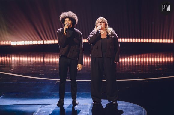 GWENDAL MARIMOUTOU et LOLA DUBINI sur la scène de "La France a un incroyable talent fête ses 20 ans !"