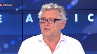 Vincent Bolloré prend le contrôle de "Front populaire", la revue de Michel Onfray