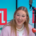 "Elle est là la petite !" : Helena remporte l'album de RTL de l’année, Nikos Aliagas la surprend en direct