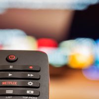 Bascule de France 4 sur le canal 4, passage de BFMTV sur le 13, arrivée de T18... : Que faudra-t-il faire pour accéder à la nouvelle numérotation de la TNT ?