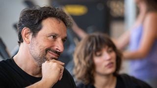 Audiences : Quel bilan pour la saison 1 de la série "A priori" avec Bruno Salomone sur France 3 et france.tv ?
