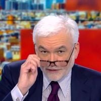 "Delphine Ernotte a wokisé France Télévisions" : Sur CNews, Pascal Praud étrille (encore) le service public après le passage de Louis Sarkozy dans "Quelle époque !"