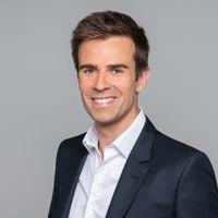 France 2 choisit Jean-Baptiste Marteau comme joker de Léa Salamé au "20 Heures" de France 2, Mélanie Taravant devient numéro 2 du "13 Heures"