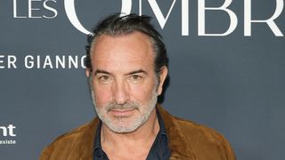 "Je lui souhaite le meilleur" : Jean Dujardin réagit au reboot de "Un gars, une fille" sur RMC Life