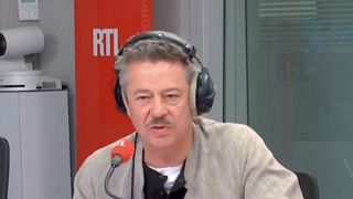"C’est un film de cinéma" : Thibault de Montalembert regrette la diffusion de "Dix pour cent" exclusivement sur Netflix