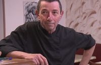 "Cauchemar en cuisine" : Philippe Etchebest est agréablement surpris en découvrant la cuisine d'Aline et Luc. Les restaurateurs donnent de leurs nouvelles après le passage du chef.