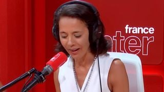 "Absolument ignoble" : Benjamin Biolay furieux de l'utilisation d'une de ses chansons par Sophia Aram sur France Inter