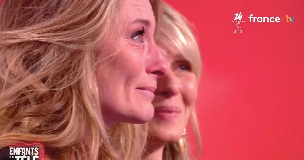"Ça me touche beaucoup" : Ému aux larmes, Sandrine Arcizet craque dans "Les enfants de la télé" après un message touchant de son frère