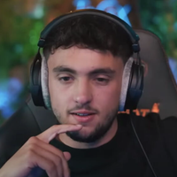 "12.000 euros pour 1 million de vues" :  Inoxtag se confie sur la monétisation "surboostée" de ses vidéos sur Youtube