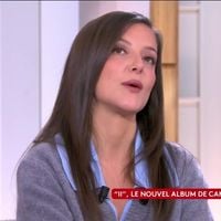 "Comme s'il m'avait abandonnée" : Émue, Camille Lellouche rend hommage dans "C à vous" à l'un de ses musiciens décédé