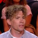 "Ça a fait partie de la thérapie" : Atteint d'une maladie rare qui risque de le rendre aveugle, Yoann Offredo évoque son bonheur de commenter le Tour de France pendant son traitement