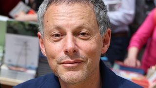 "Cette matinale de qualité n'a pas décollé" : Marc-Olivier Fogiel revient sur l’éviction de Thomas Sotto de RTL