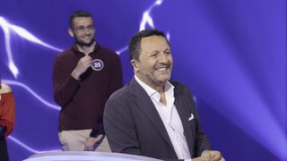 "Le dernier cercle" : Qui sont les invités de la nouvelle formule du jeu d'Arthur, qui fait son retour ce soir sur TF1 ?