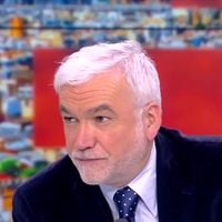 "Vous nous mettez en difficulté" : La mise au point de Pascal Praud après les propos insultants de son chroniqueur sur Aya Nakamura