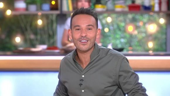 Audiences access : Mohamed Bouhafsi au top avec "C à vous : la suite" et "C à vous : le dîner" sur France 5, Anne-Claire Coudray (TF1) distance Laurent Delahousse (France 2)