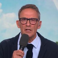 "Si c'était à refaire, je le referais" : Julien Courbet explique pourquoi il a coupé la parole à Céline Collonge après qu'elle se soit fait insulter dans "Ça peut vous arriver" sur M6
