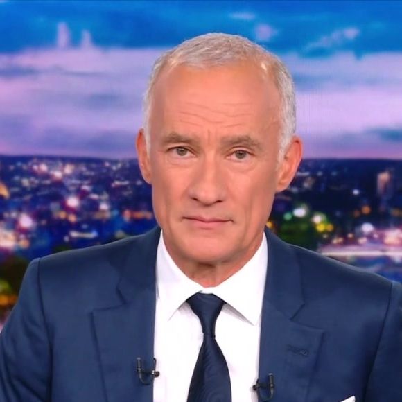 Gilles Bouleau aux commandes du "20 Heures" de TF1.