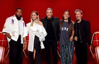 Une bande-annonce de la saison 15 de "The Voice", sur TF1 / Lara Fabian au début de la performance de Vladimir, le 11 avril 2026, dans "The Voice", sur TF1