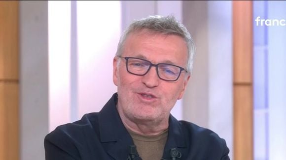 "Je ne pourrai pas faire la prochaine saison" : Laurent Ruquier annonce son départ de "Mask Singer"