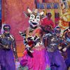La "vache" de "Mask Singer" 2025 fait le show sur le plateau de TF1