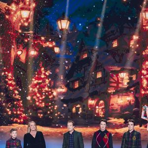 FAMILLE LEFEVRE sur la scène de "La France a un incroyable talent fête ses 20 ans !"