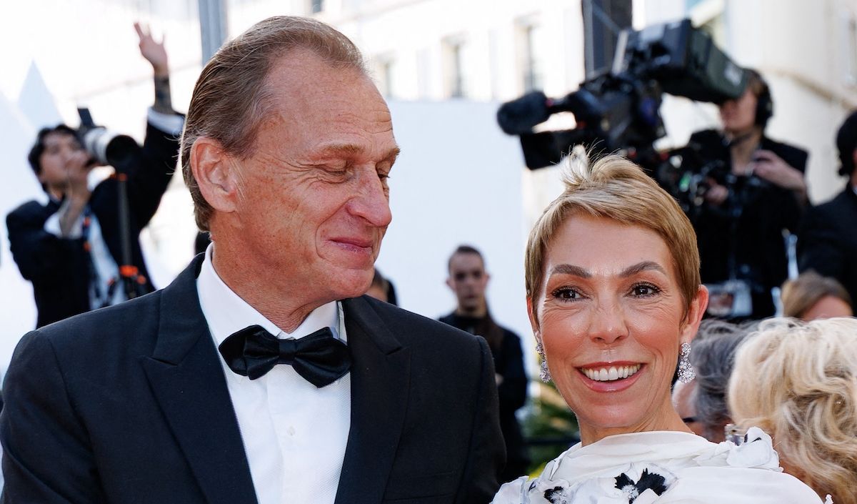 Qui étaient Nicolas Altmayer et Mathilde Favier à qui Jean Dujardin, Céline Dion, Franck Gastambide et le monde du cinéma rendent hommage ?