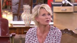 "J'ai mis du temps à faire le deuil de cette émission" : Sophie Davant se confie avant son retour dans "Affaire conclue" ce soir sur France 2