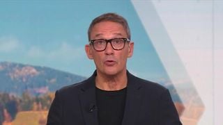 "Ça m'a rendu malade" : Julien Courbet a très mal vécu le fait que son émission sur RTL soit battue par Nagui et France Inter à la rentrée