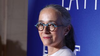 "C'est la première fois que je le fais en 10 ans" : À La Rochelle, Delphine Ernotte "alerte" sur la probabilité de nouvelles coupes budgétaires de France Télévisions