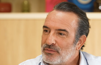 Gilles Lellouche commente la Une de "Télérama" dans "C à vous"