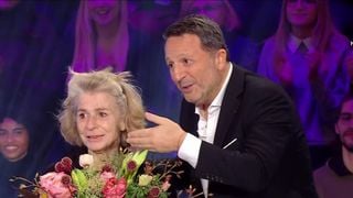 "C'est sa dernière aujourd'hui" : À qui Arthur a-t-il rendu hommage sur le plateau de "Qui veut gagner des millions ?" sur TF1 ?